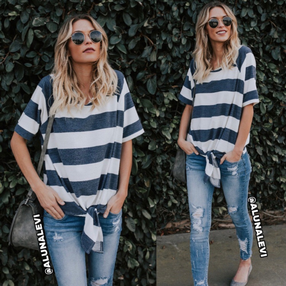 🎉Host Pick🎉 Tie Front Striped Top